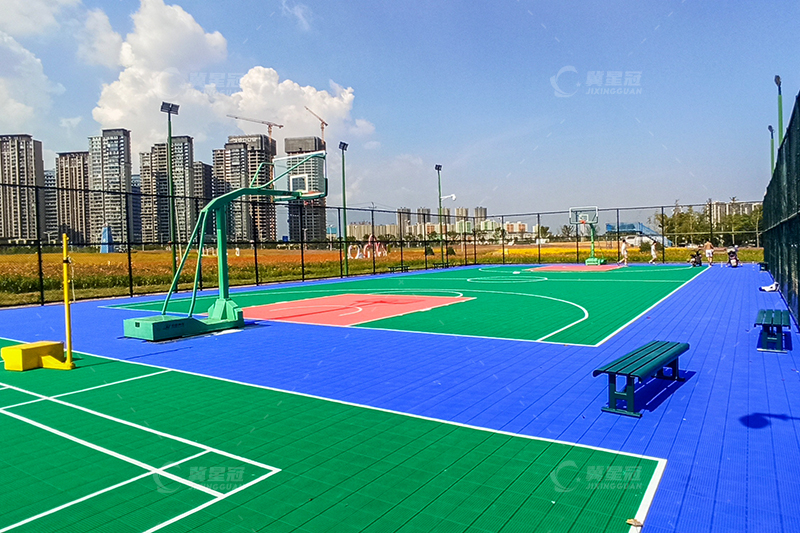 马兰花海公园悬浮地板篮球场项目