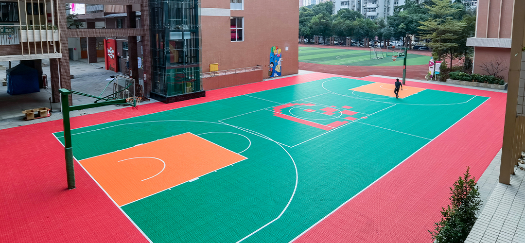 深圳景莲小学悬浮地板篮球场