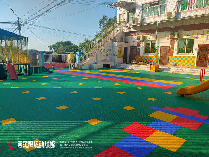 重庆幼儿园悬浮地板操场案例